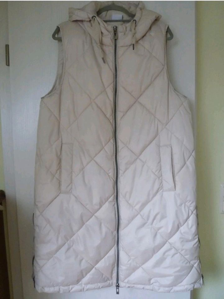 Weste Kapuze Long Puffer Stepp   Gr.40 beige in Bengerstorf