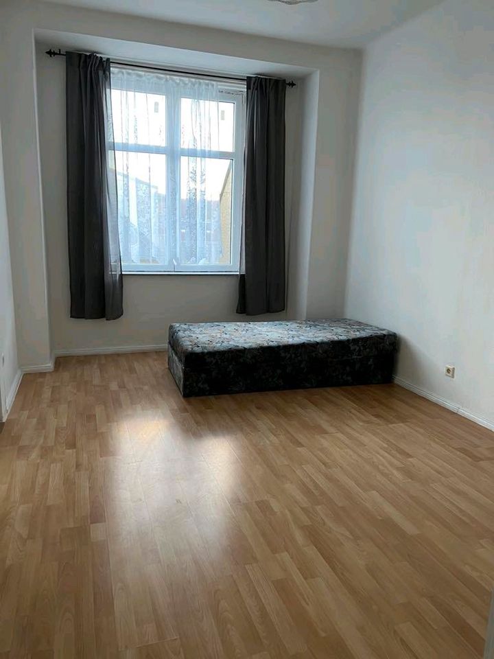 4 Zimmer Wohnung am Marktplatz Weida in Weida