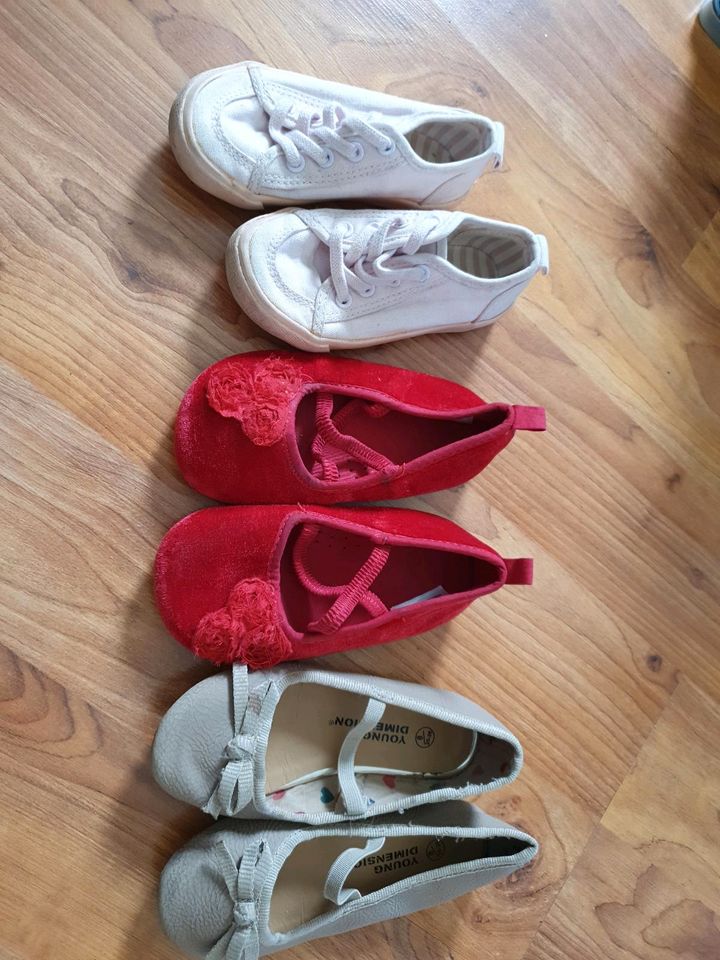 Ballerina Schuhe Gr. 23-26 in Schöningen