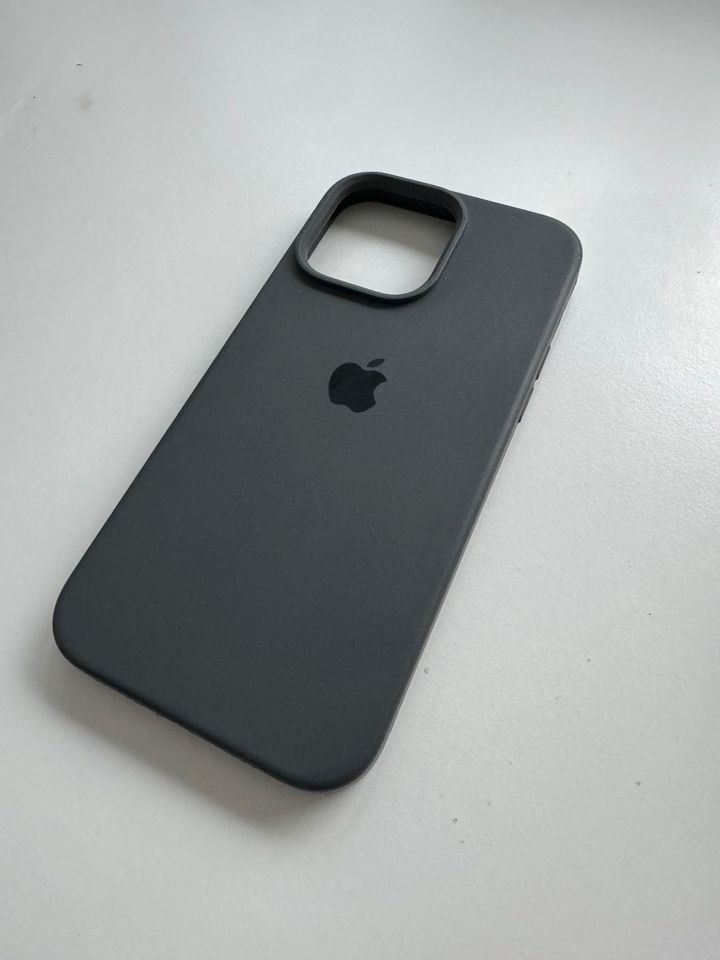 iPhone 14 Pro Max Hülle case in Schwerte