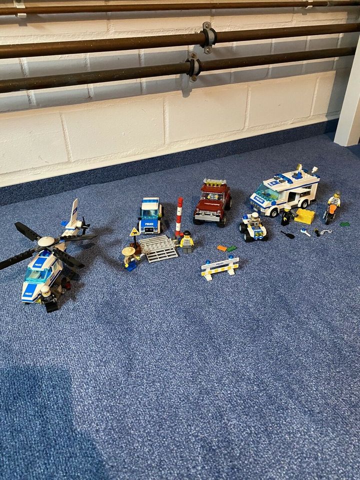 Lego City Polizei 4436 4437 7286 7741 in Braunschweig