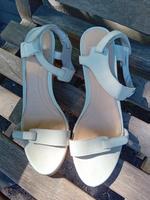 Camper Sandale wollweiß/beige Gr. 41 fast neu Nordrhein-Westfalen - Haan Vorschau