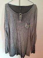 Langarmshirt tredy Größe 44 Hessen - Marburg Vorschau