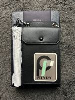 780€ PRADA Phone Bag Umhänge Tasche Saffiano Leder Clutch Berlin - Neukölln Vorschau