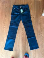 Escada Jeans XS, lila, neu Bayern - Neumarkt-Sankt Veit Vorschau