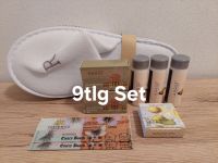 9tlg Set Reise-Kosmetik & Hotel-Slipper/Frottee-Slipper Einheitsg Nürnberg (Mittelfr) - Kleinreuth b Schweinau Vorschau