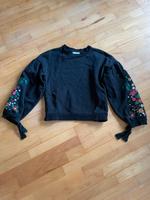 Mango Sweater Gr. S schwarz Blumen Stickerei Pullover Köln - Ehrenfeld Vorschau