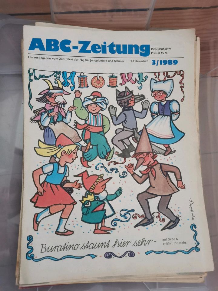 Verkaufe alte Frösi, ABC Zeitungen und eine Bummi Zeitung in Jena