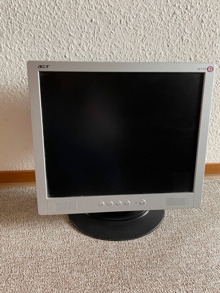 Acer 17 Zoll Bildschirm in Hohenstein