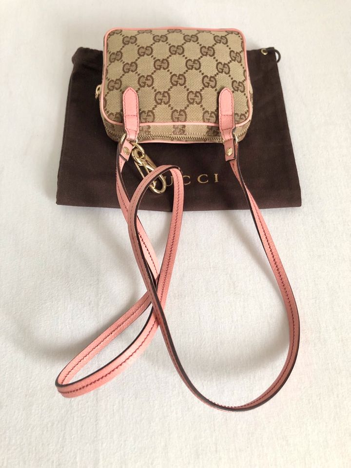 Gucci Mini Bag Tasche Schultertasche Pochette Pouch Crossbody in München