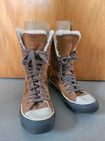 Converse Winterstiefel gefüttert Wildleder Braun Gr. 36 Niedersachsen - Friedland Vorschau