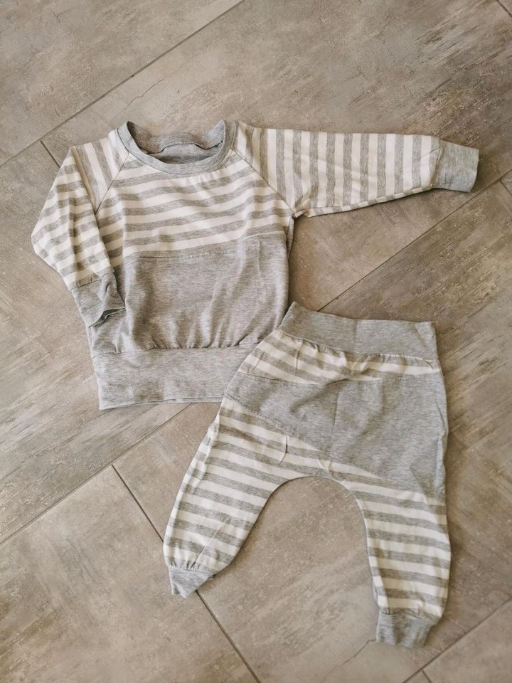 Handmade Set Pullover und Hose 68/74 in Kabelsketal