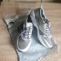 Damen Sneaker grau silber Gr. 38 Neu Baden-Württemberg - Crailsheim Vorschau