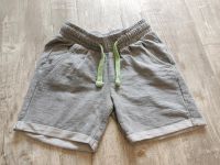 Kurze Hose Shorts 110 116 grau sweathose Bayern - Aschaffenburg Vorschau