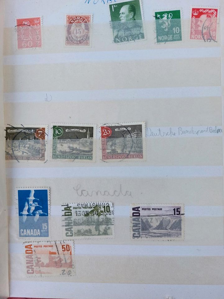 Altes Briefmarkenalbum gesammelt in den Anfang der 70ziger Jahren in Berlin
