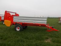 Miststreuer 3500kg Mist Streuer Dungstreuer Anhänger Traktor NEU Sachsen-Anhalt - Osterweddingen Vorschau