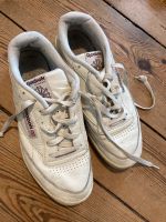 Reebok Sneaker mit Kultstatus Unisex Berlin - Neukölln Vorschau