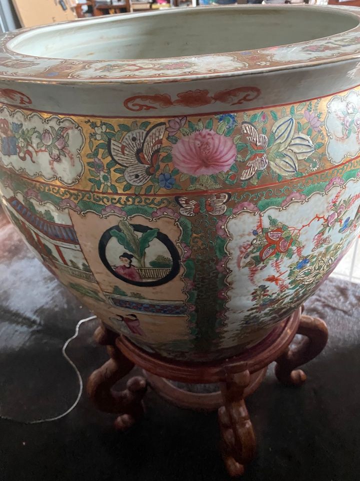 Großer Blumentopf Vase Chinesischer Blumentopf schöne Vase mit ch in Saarbrücken