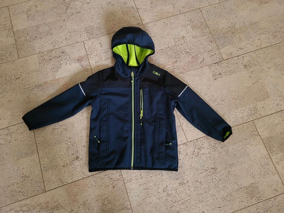 Jacke Softshelljacke CMP gr 110 wie NEU in Vechta