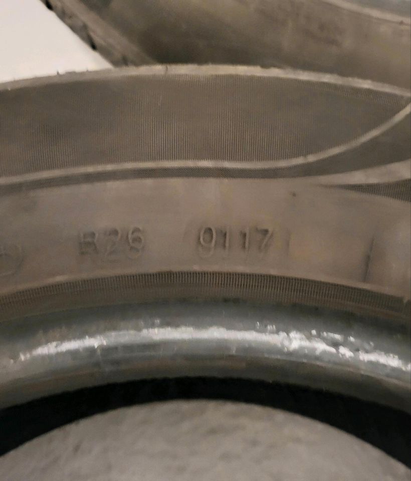 4x Sommerreifen 185/65R15 92T - 5,5-6mm Profil in Hamburg