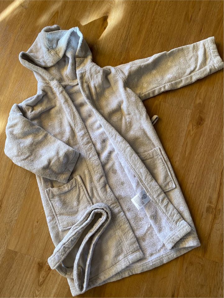 ❤️ Bademantel Tchibo, 122/128, selten getragen in Nordrhein-Westfalen -  Wesseling | eBay Kleinanzeigen ist jetzt Kleinanzeigen