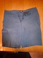 Esprit Herren Hose 3/4 Shorts kurze Hose Gr. 34 Nordrhein-Westfalen - Salzkotten Vorschau