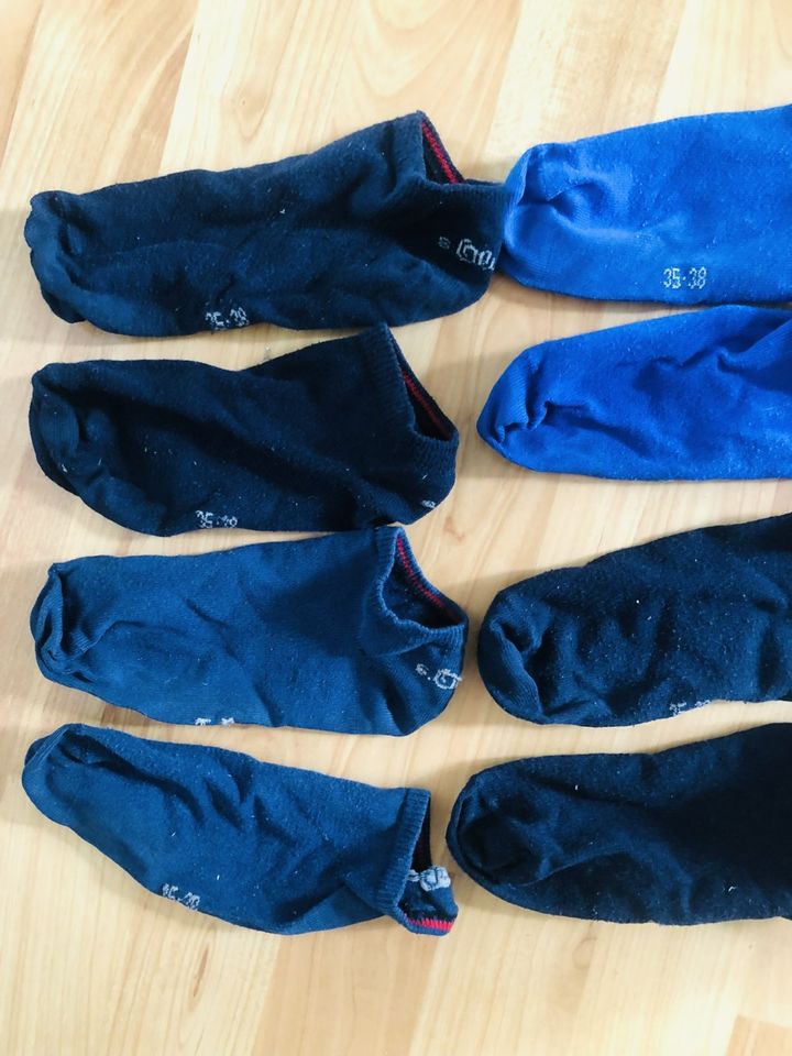 sOliver Sneakersocken 8 paar Socken Strümpfe blau kurz Gr 35-38 in Berlin