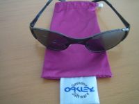 Oakley Sonnenbrille mit Etui  (Kratzer auf Glas) Hessen - Linden Vorschau