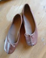 Clarcs Freckle Ice ❤️ NEU Gr 39 6.5 Braun Leder Ballerina Baden-Württemberg - Konstanz Vorschau