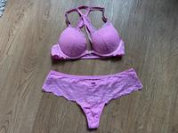Hunkemöller Dessous pink  Push Up BH 75A und String Slip M NEU Hessen - Groß-Gerau Vorschau
