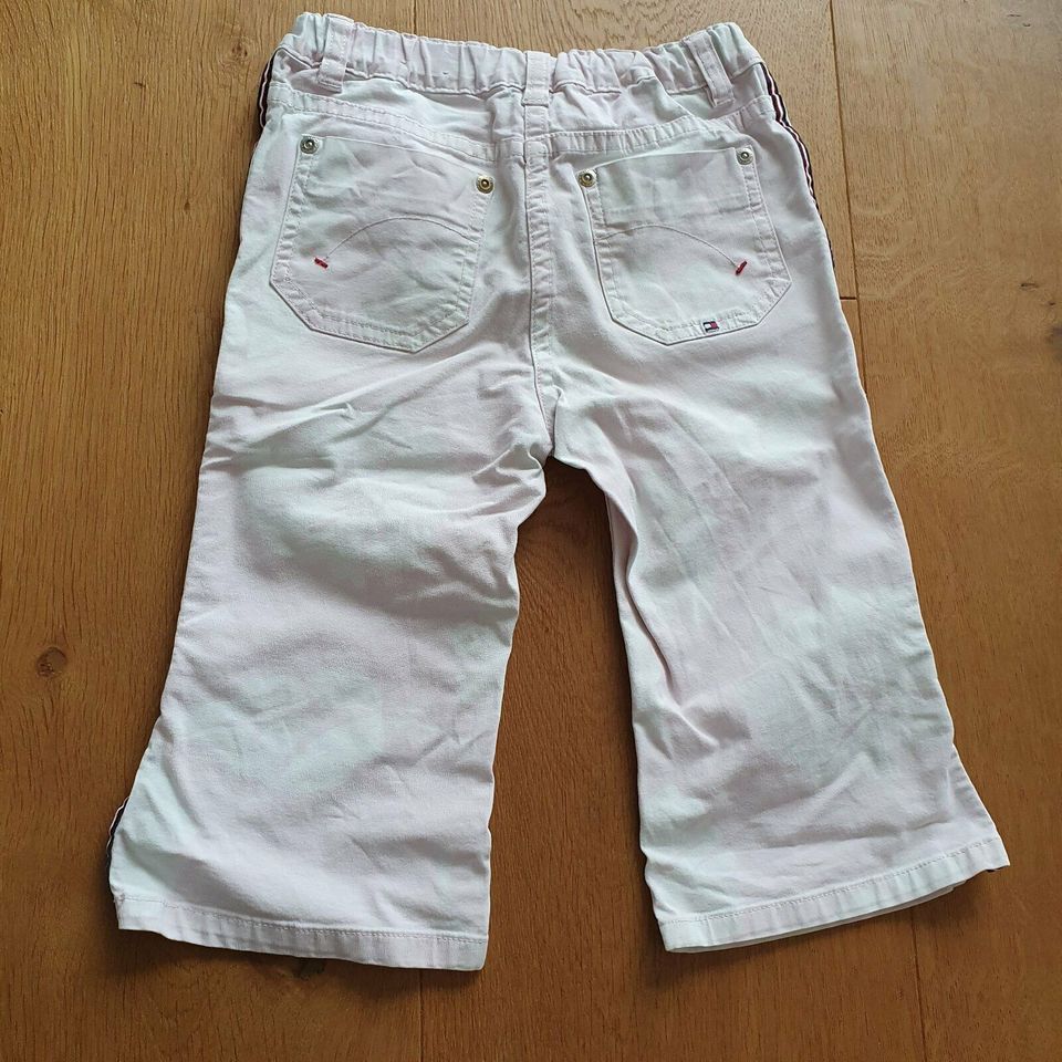 Thomy Hilfiger Hose, Käthe Kruse T-Shirt + weiteres.. Gr. 116 in Haldenwang i. Allgäu