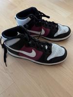 Nike Sneaker Dunk High Damen Hessen - Birstein Vorschau