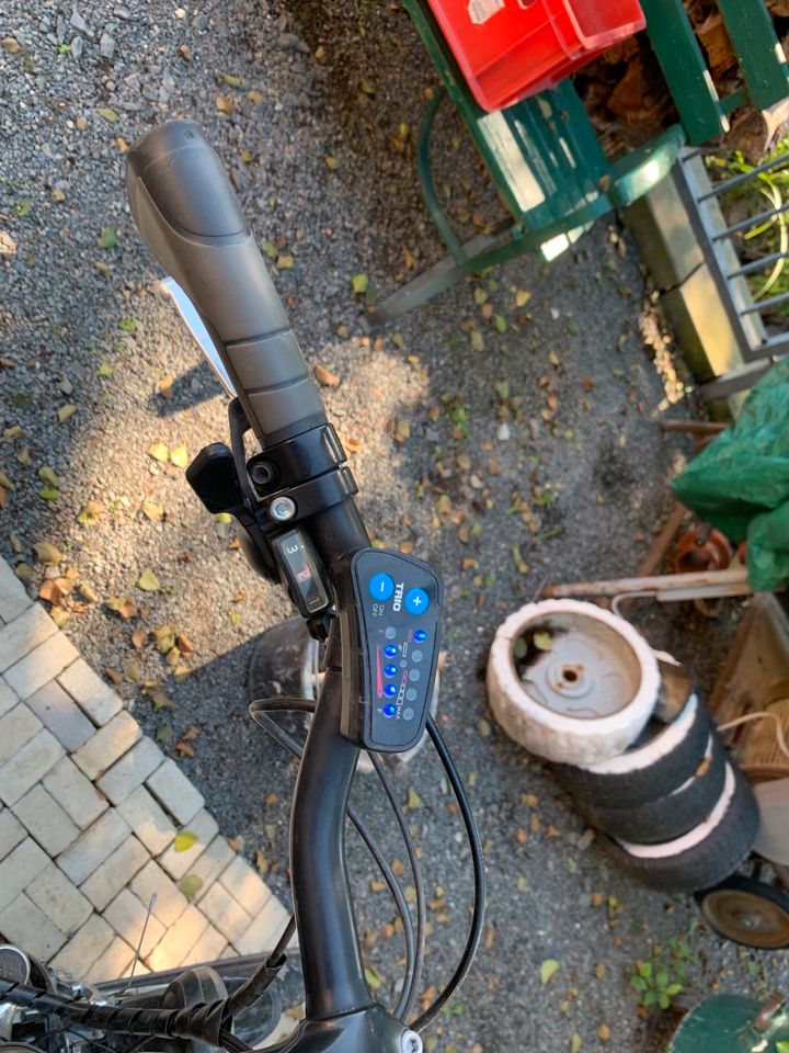 Alu E-Bike Herren 28 in Bahretal