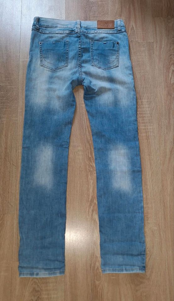 Review Jeans W 30 L34 in Beckum