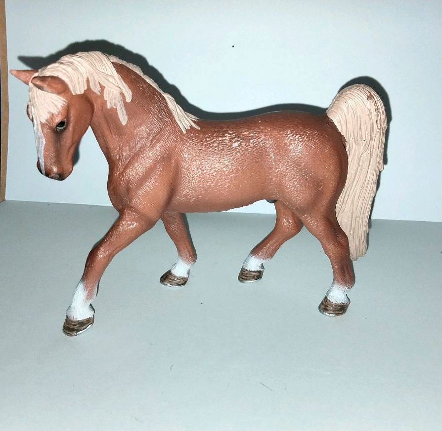 Schleich Pferd Tennessee Walker Hengst mit Reiterin in Landsberg (Lech)