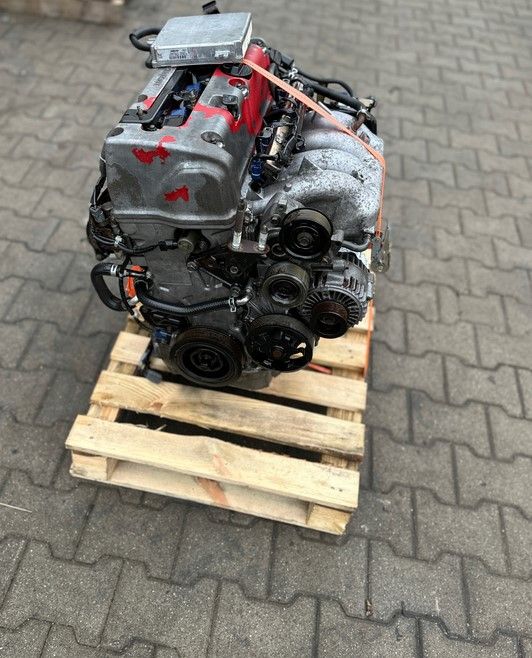 MOTOR HONDA K20A2 2.0 TYPE-R CIVIC VII KOMPLETT MIT ANBAUTEILE in Berlin