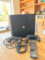 PlayStation 4 Pro mit 1TB - 2 Controller + Fernbedienung Brandenburg - Falkensee Vorschau