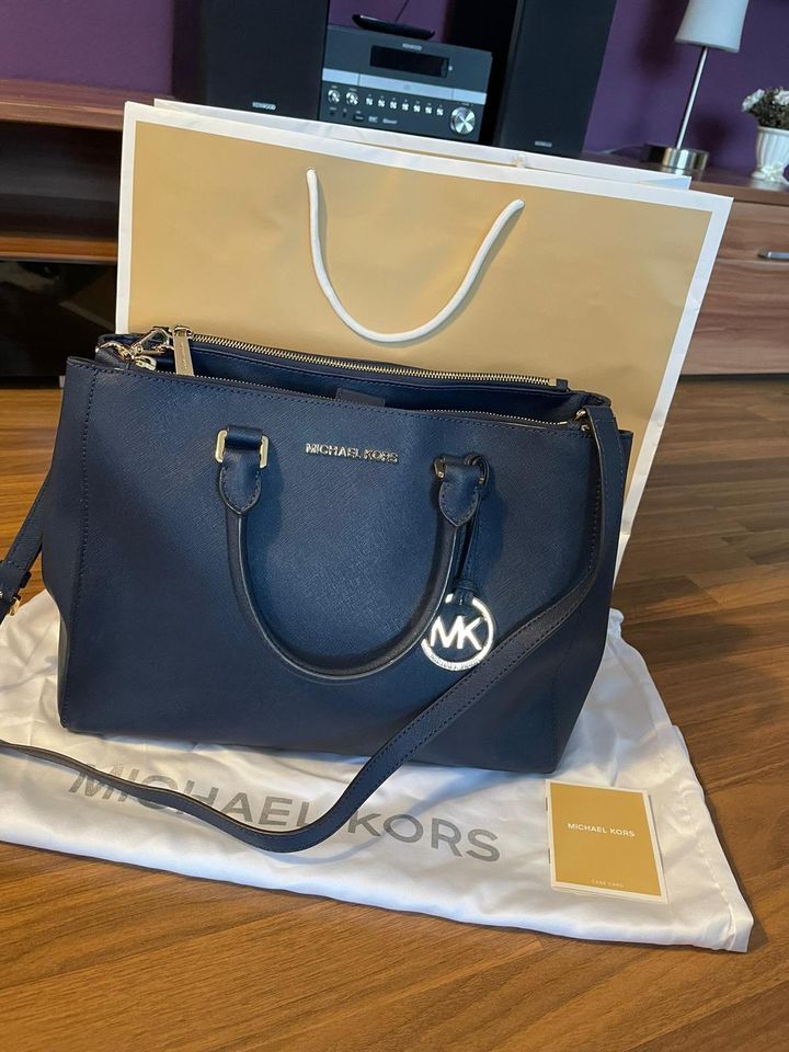 Michael Kors Handtasche Blau Marine in Osterholz - Tenever | eBay  Kleinanzeigen ist jetzt Kleinanzeigen