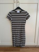 Kleid kurz stretch enganliegend (von Zara) Hessen - Mühltal  Vorschau