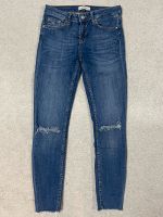 Zara slim Jeans Hose Gr. 36 Hessen - Offenbach Vorschau