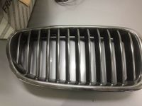 Bmw 5er F11 grill kühlergrill 51 13 7 200 728 chtom niere Rechts Berlin - Steglitz Vorschau