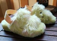 Ugg slipper Pantolette gr. 36 hell gelb guter Zustand Köln - Pesch Vorschau