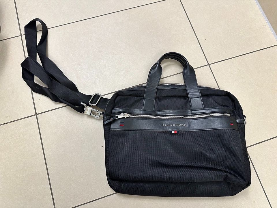 Tommy Hilfiger Laptoptasche Herren in Rheda-Wiedenbrück