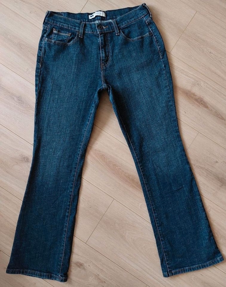 Biete Levi's- Jeans Modell 515 an - einzeln o. 2- in Gr. W29/L30 in Hildesheim