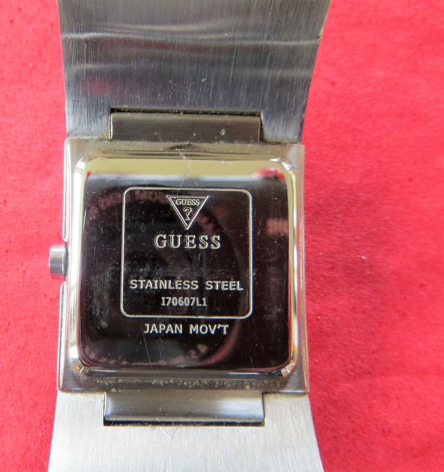 Original Guess 70607L1 Damen Armband Uhr 3 ATM - D 25mm OVP in Cham