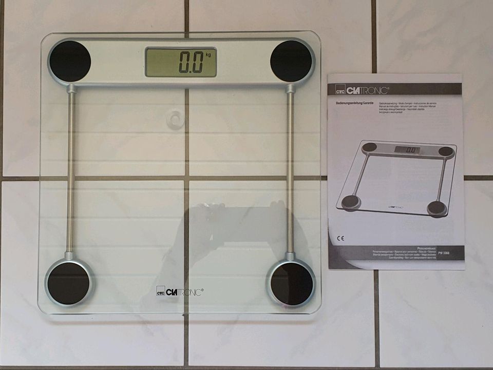 Personenwaage - digital, bis 150 kg in Tönisvorst