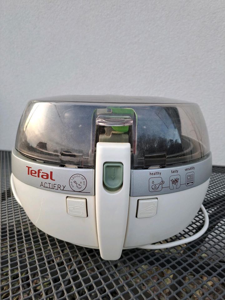 Tefal Actifry Heißluftfritteuse in Lülsfeld