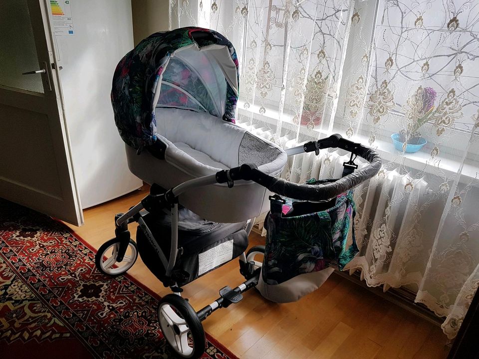 Kinderwagen 3 in 1 in Gerlingen