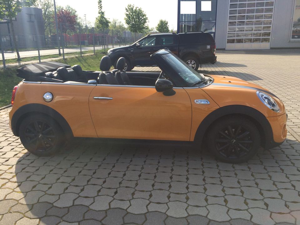 Mini  Cooper S  Cabrio in Berlin