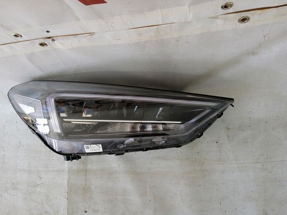 Hyundai Tucson LED Original Scheinwerfer rechts D792111A20 in Essen